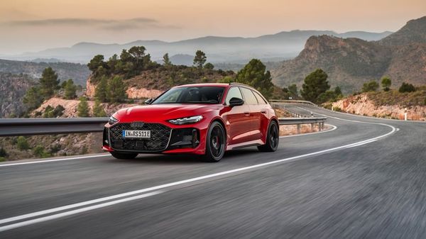 Audi RS5 unveiled with aggressive looks and 470kW plug-in V6