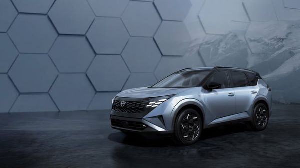 Nissan unveils next-generation X-Trail and Juke