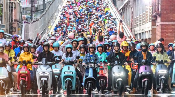Taiwan's Scooter Capital Taipei To Go Fully Electric
