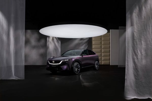 Mazda CX-6e
