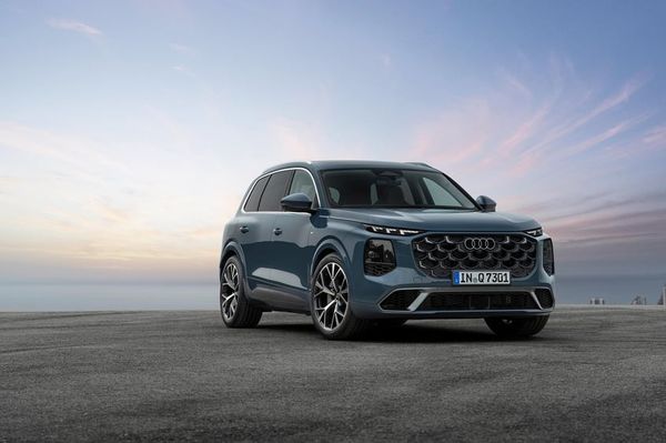 New Audi Q7 sticks with winning formula