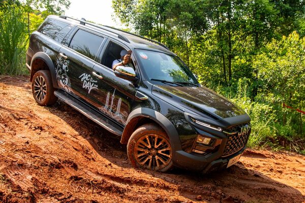JAC’s cut-price Ford Everest SUV rival could be NZ bound
