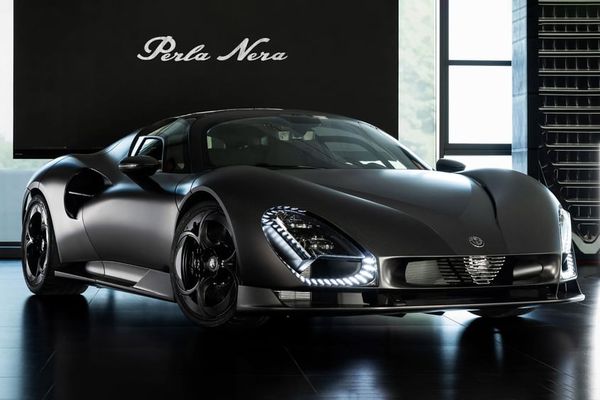 Alfa Romeo’s 33 Stradale goes dark with one-off Perla Nera