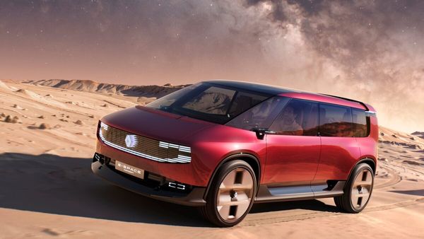 Renault E-Space concept takes the Espace back to its people mover roots