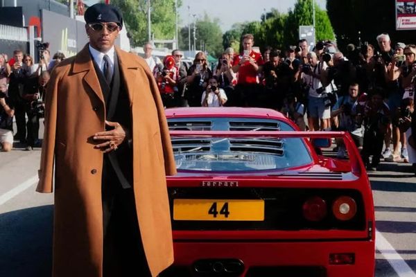 Watch – Lewis Hamilton revives 69km Ferrari F40 after decades in storage