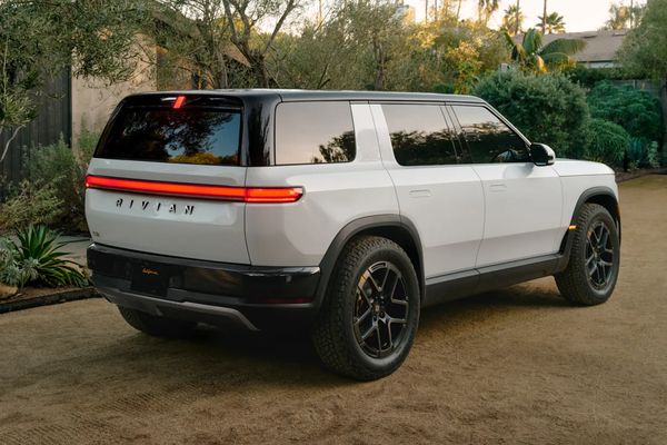 Rivian now #2 US EV brand, up from #10, as Big Auto marginalizes itself